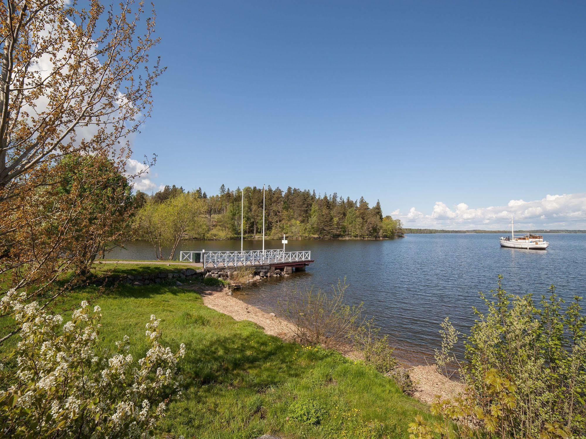 Hotel Goervaelns Slott Jarfalla Exteriér fotografie